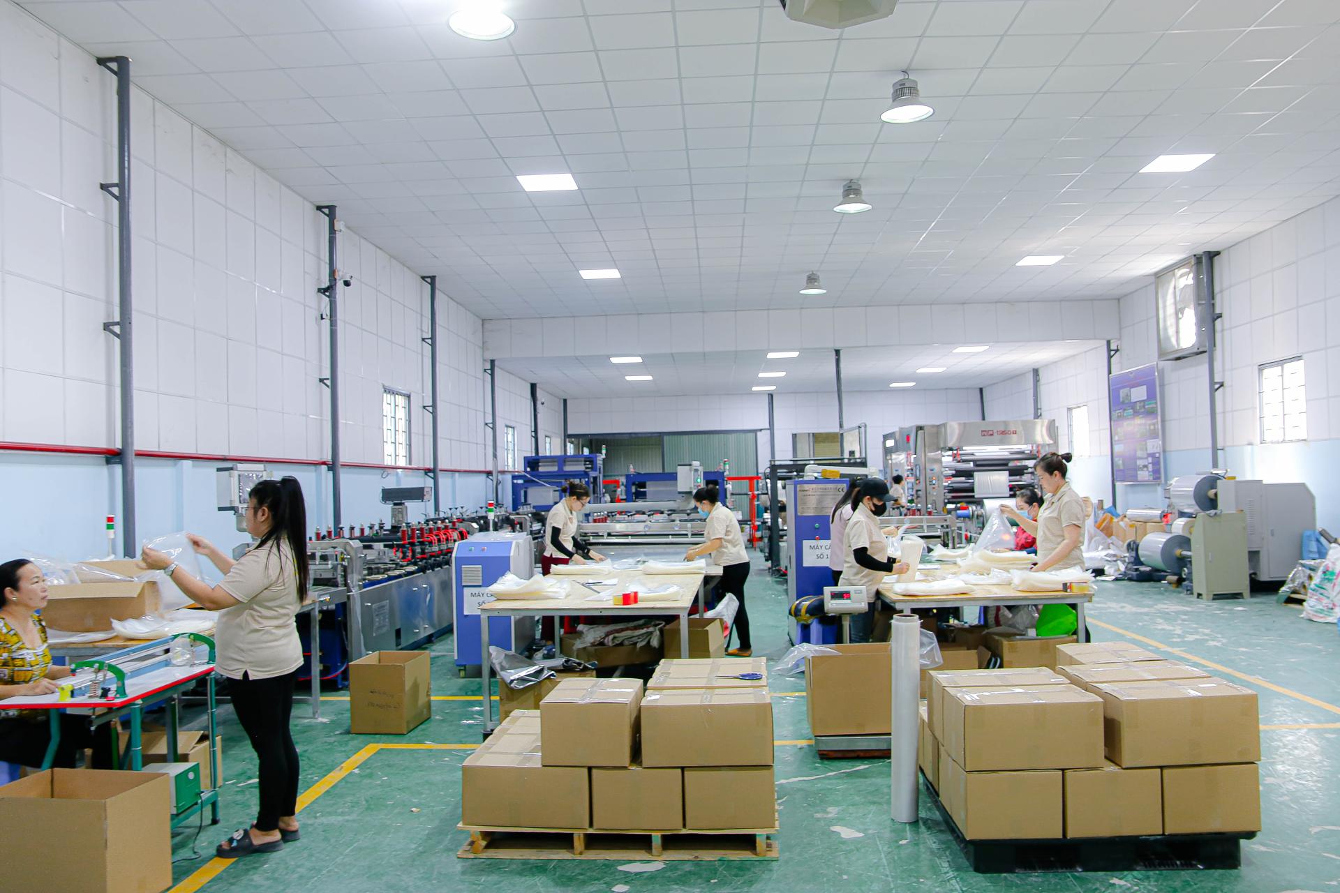 Sản Xuất Túi Hút Chân Không